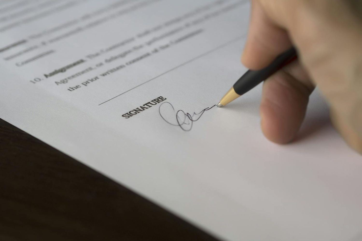 Avenant au contrat de travail : dans quels cas et comment le rédiger