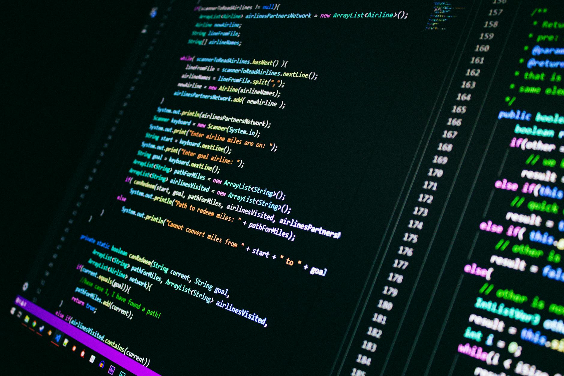 Comprendre les formats de formation développeur web avant de choisir — salle de classe bootcamp développeur web