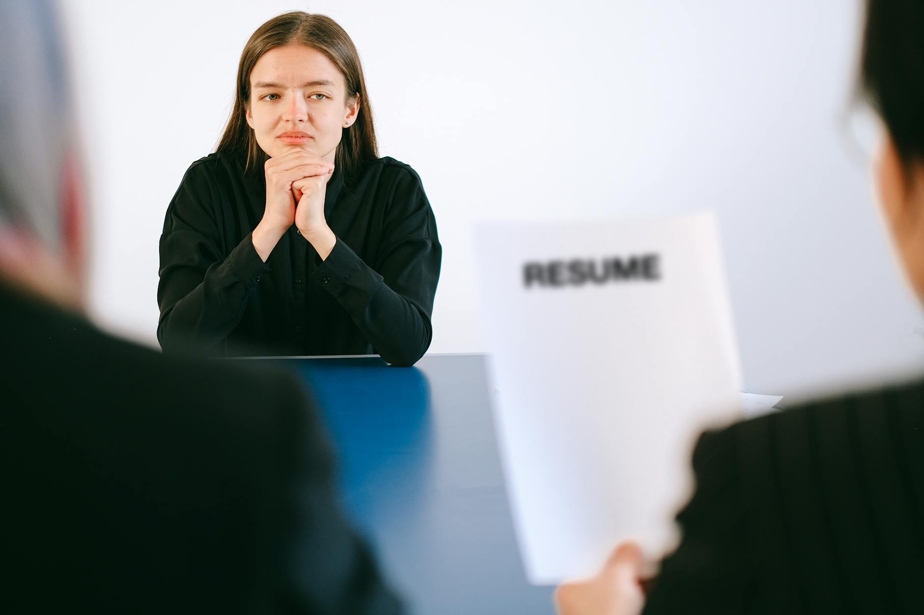 Nouvelle loi chômage et statut senior à partir de 55 ans : ce qui change concrètement — senior en recherche d'emploi entretien