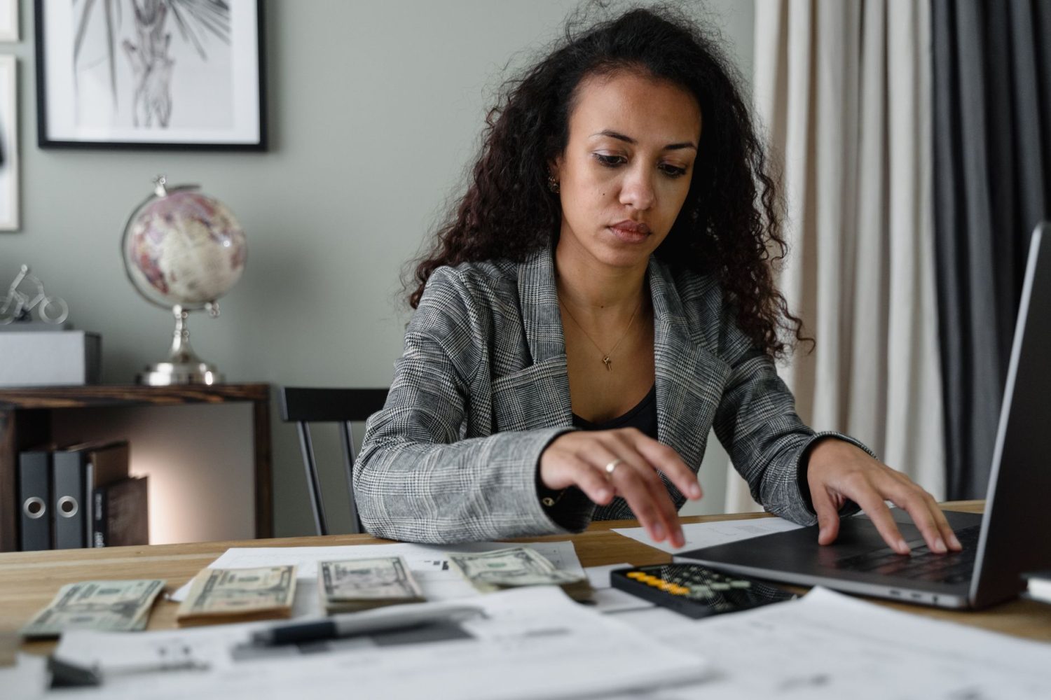 Salaire dans la fonction publique : calendrier 2026, grilles et règles de calcul